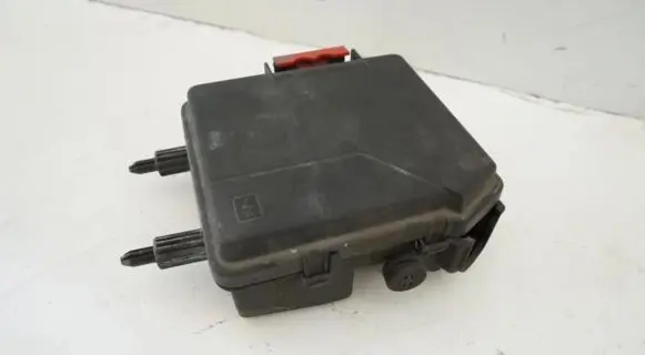 Renault Laguna III Fuse box cover 284B10001R