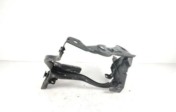 Mercedes-Benz E W212 Headlight/headlamp mounting bracket 212620021