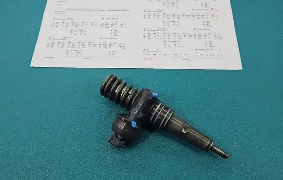 Skoda Superb B5 (3U) Fuel injector 0414720216 IMPRK1485190