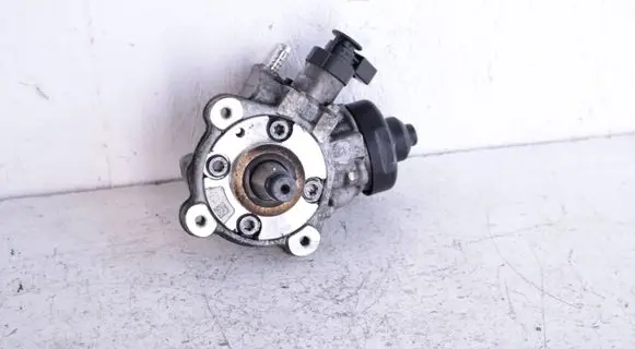 Skoda Superb B6 (3T) Fuel injection high pressure pump 03L130755D 0445010514