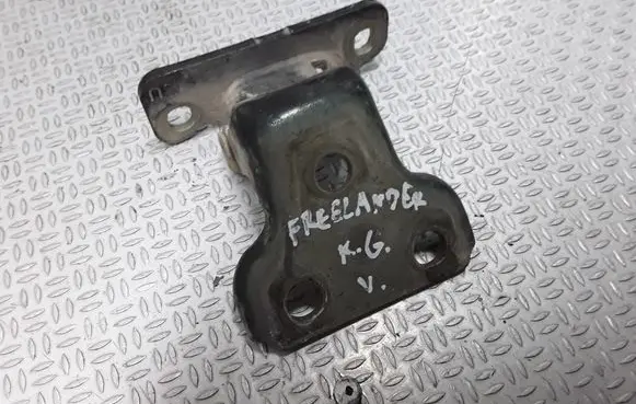 Land Rover Freelander Rear door upper hinge