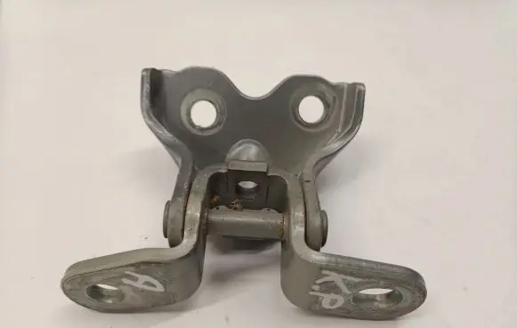 KIA Niro Front door lower hinge 