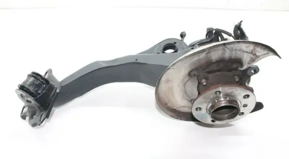 BMW 2 F44 Rear wheel hub