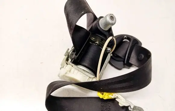 Volkswagen PASSAT B6 Front seatbelt 3C1857706F 33046824