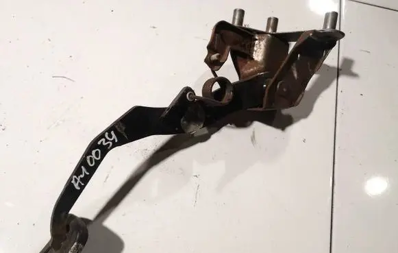 Nissan Note (E11) Brake pedal 