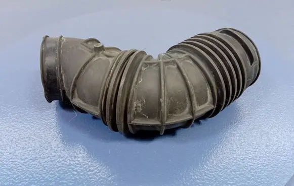 Volvo S60 Intake resonator 08649258