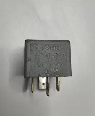 Volkswagen Touareg I Other relay 141951253B 20240072
