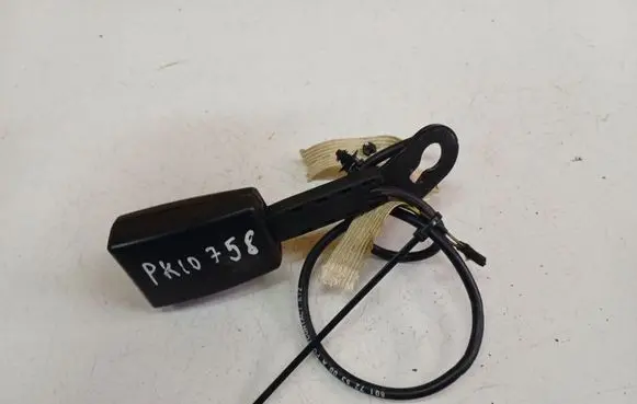 Porsche Cayenne (9PA) Front seatbelt buckle 7L0857777C