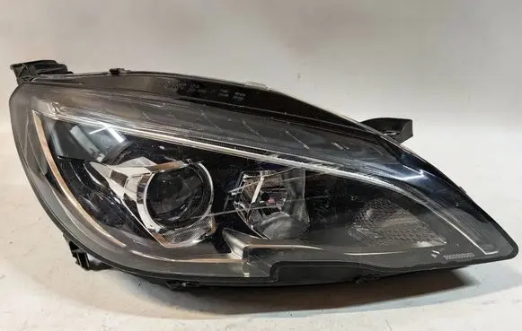 Peugeot 308 Headlight/headlamp 9816990580