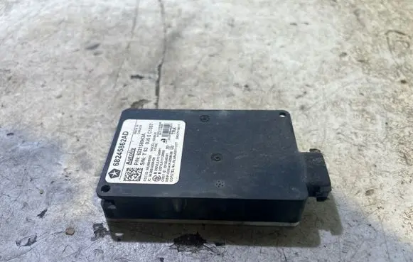 Dodge Challenger Blind spot module 68245862AD 622156963A 843666208428