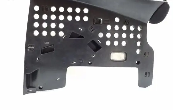 Mercedes-Benz C W204 Dashboard lower bottom trim panel A2046800382