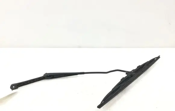 Volkswagen Transporter - Caravelle T4 Front wiper blade arm 701955409A
