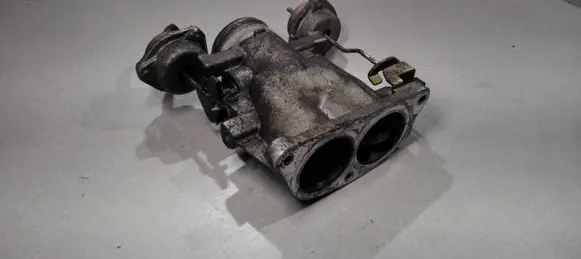 Nissan Patrol Y61 Throttle valve