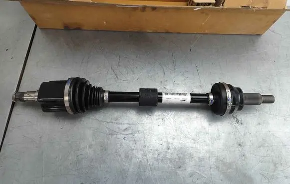 Jaguar I-Pace Rear driveshaft T4K1076