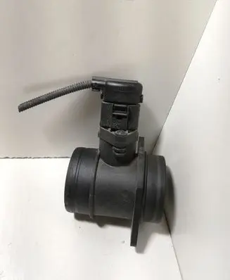 Volkswagen Golf Plus Mass air flow meter 038906461B 0281002531
