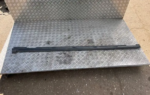 Audi Q3 F3 Sill 83A853889