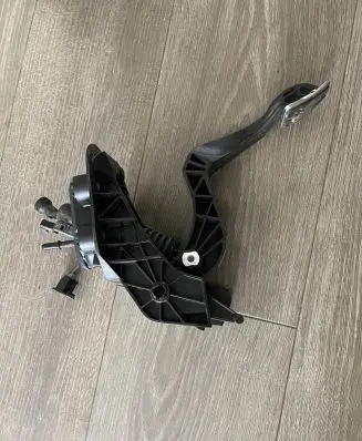 Ford Ecosport Clutch pedal H1BC7B633D1E