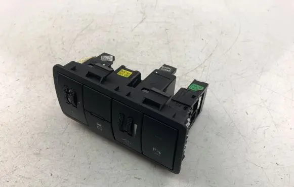 Hyundai ix20 Light switch 933001K150