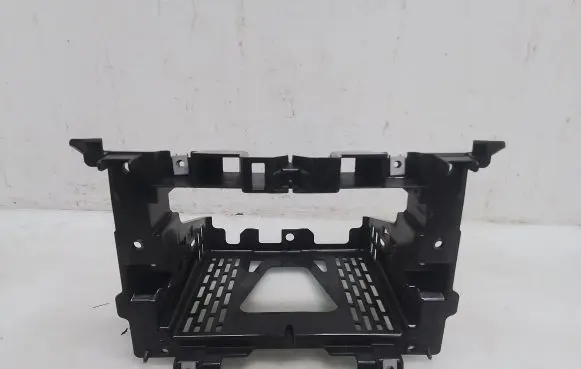 Mercedes-Benz Sprinter W906 Radio/GPS head unit trim A9066891931