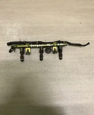 Subaru Outback Fuel injectors set 