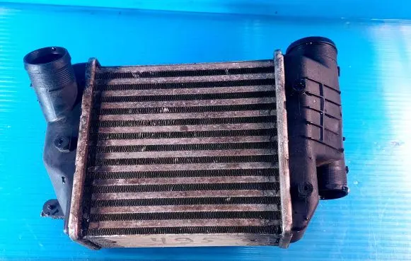 Audi A6 S6 C6 4F Intercooler radiator 4F0145806R