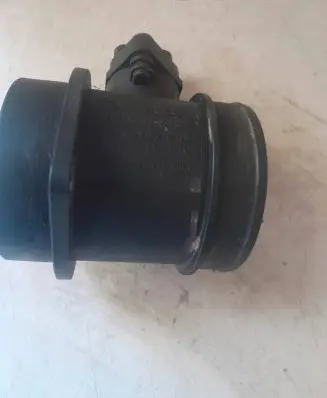 Volvo S60 Mass air flow meter 8670112 0280218108