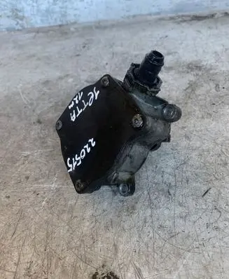 Volkswagen Jetta VI Vacuum pump 200300048