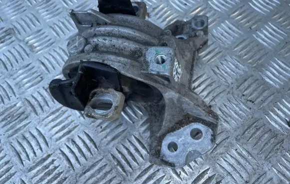 Peugeot 508 RXH Gearbox mount