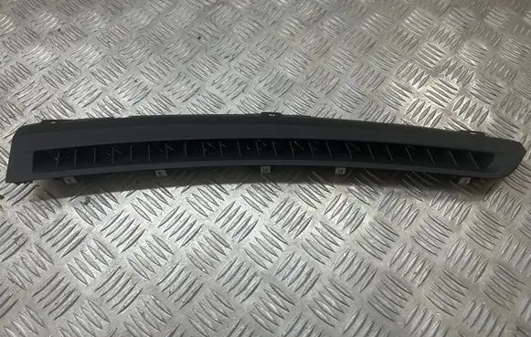 Peugeot 508 II Dashboard air vent grill cover trim 9813541377