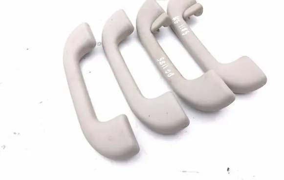 Jeep Cherokee A set of handles for the ceiling 