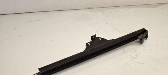 BMW 4 G22 G23 G24 G26 Rubber seal rear door window/glass 7482778