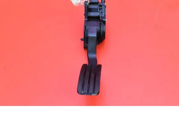 Renault Laguna III Accelerator throttle pedal 180050001R