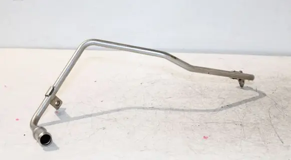 Engine coolant pipe/hose