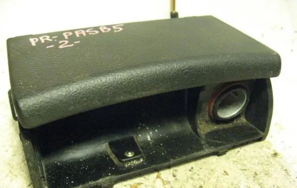 Volkswagen PASSAT B5 Car ashtray 308300100T