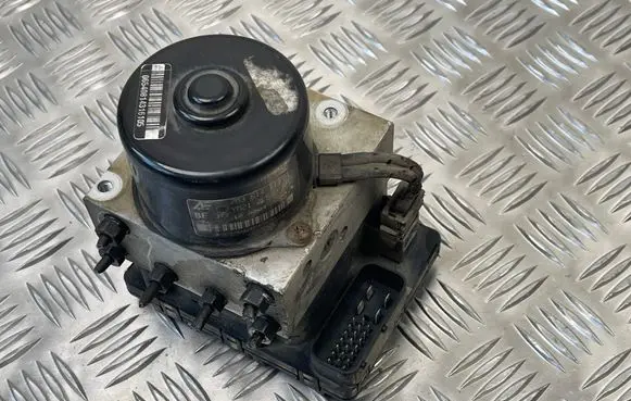 Volkswagen Sharan ABS Pump 1J0907379P 7M3614111H