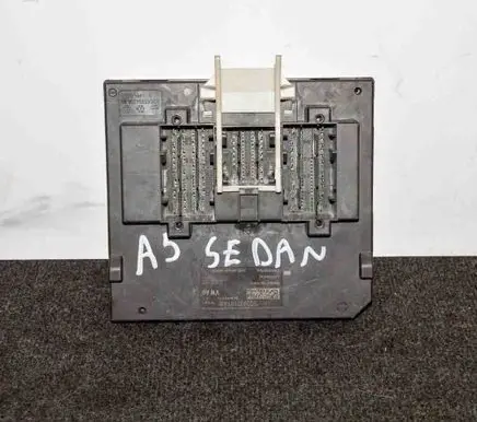 Audi A3 S3 8V Central body control module 5Q0937085AB