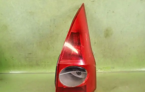 Renault Megane II Rear/tail lights 8200142683