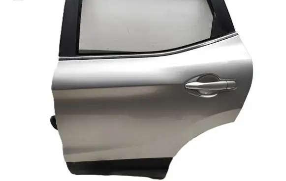 Nissan Qashqai Rear door 