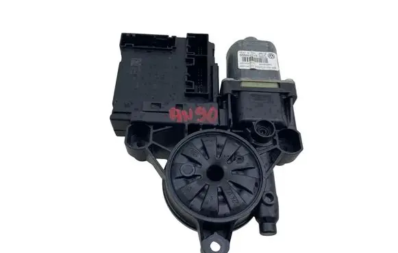 Volkswagen PASSAT B7 Front door window regulator motor 3AA959701A 3AA837461