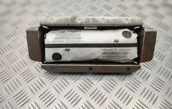 Peugeot 607 Passenger airbag