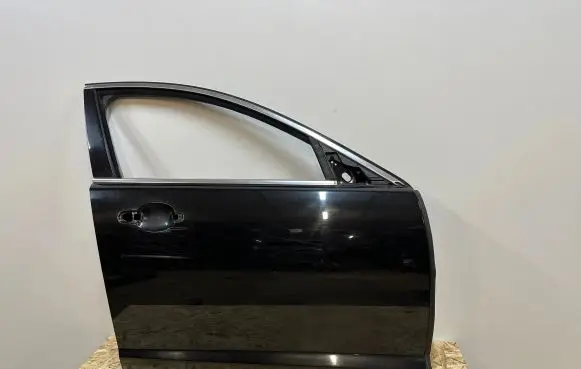 Jaguar XF X250 Front door 8X23F2022AG