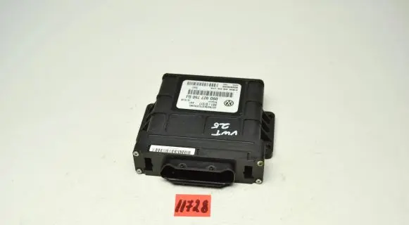 Volkswagen Touareg I Gearbox control unit/module 09D927750GJ H61S1017 MSSB000345