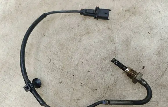 Opel Astra J Exhaust gas temperature sensor 55574183