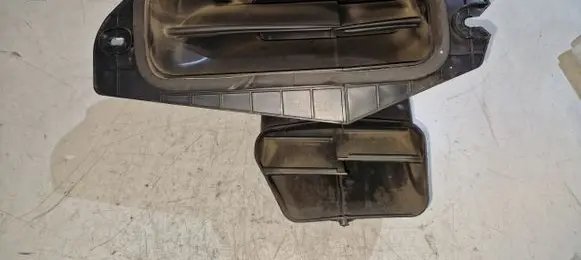 Jeep Grand Cherokee Air intake duct part 68110221AB