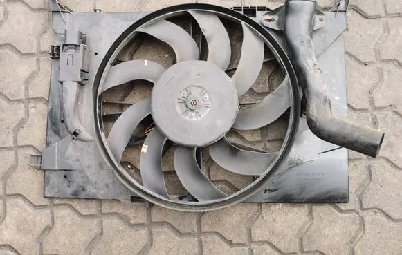 Mercedes-Benz B W245 Air conditioning (A/C) fan (condenser) A1695000593 A1695050355
