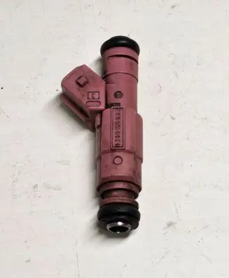 Volvo S80 Fuel injector 0280155832 9186348