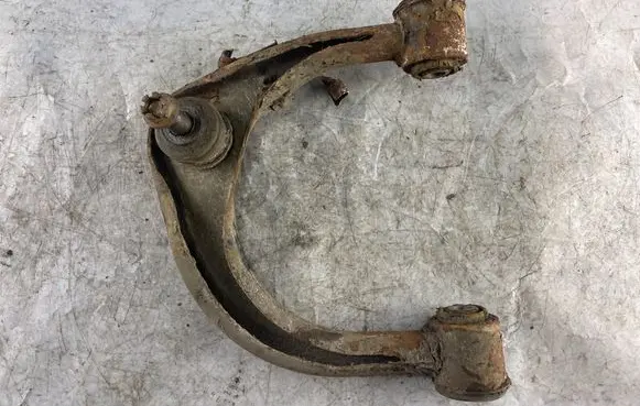 Toyota Land Cruiser (J120) Front upper control arm/wishbone 