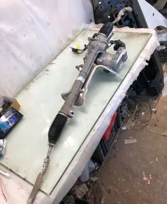 Citroen Berlingo Steering rack 9824737680