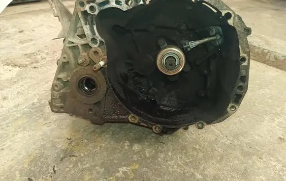 Renault Kangoo II Manual 5 speed gearbox JH3170