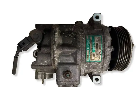 Volkswagen Touran I Air conditioning (A/C) compressor (pump) 1K0820859F 1K0820803G 02232808464